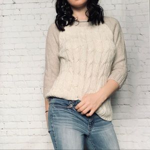 💕 3/$20 MOSSIMO white and gray 3/4 sleeve sweater